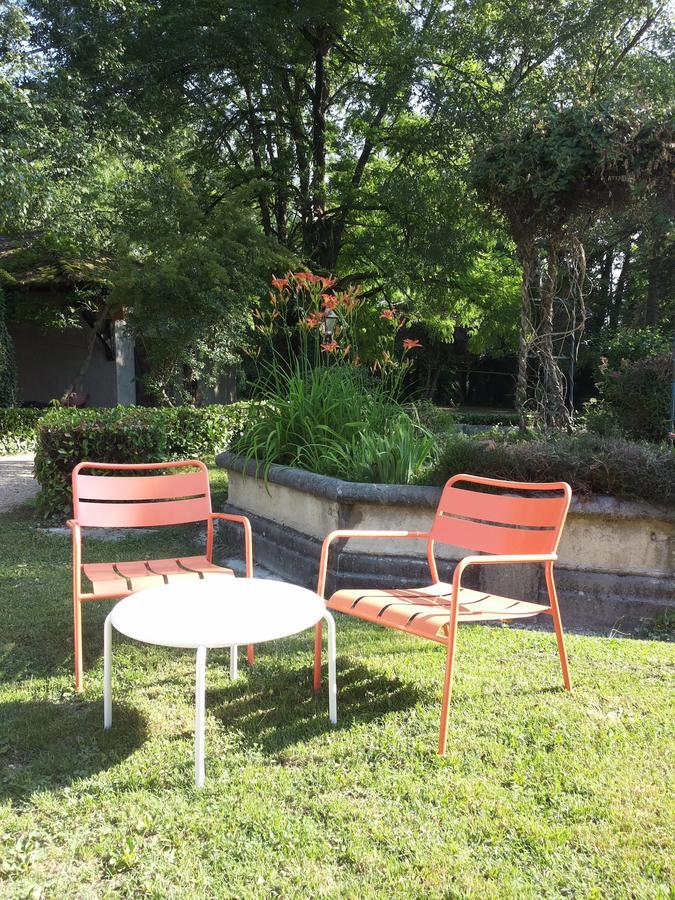 Le Relais Des Vieilles Postes Hotell Les Avenières Eksteriør bilde